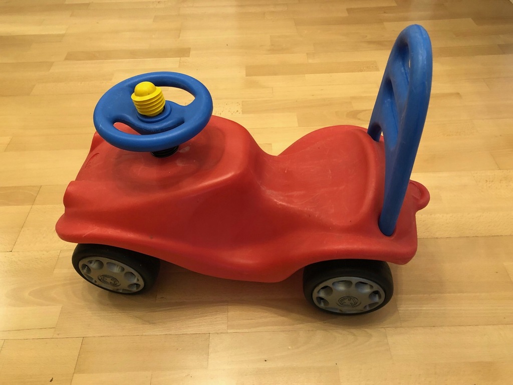 Jeździk auto autko