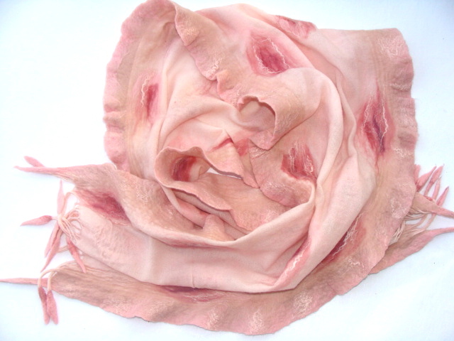 KASZMIR szal filcowany -delikatny róż, 100% wełna