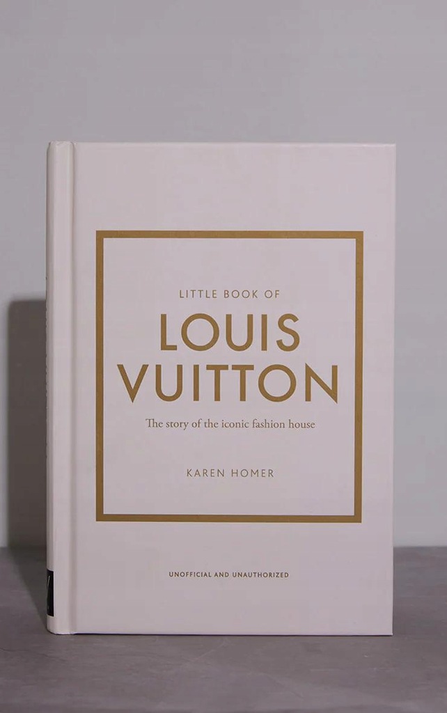 Little Book of Louis Vuitton: The Story of the Iconic Fashion House (Little  Books of Fashion, 9): Homer, Karen: 9781787397415: : Books