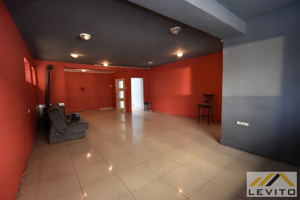 Komercyjne, Żory, 70 m²