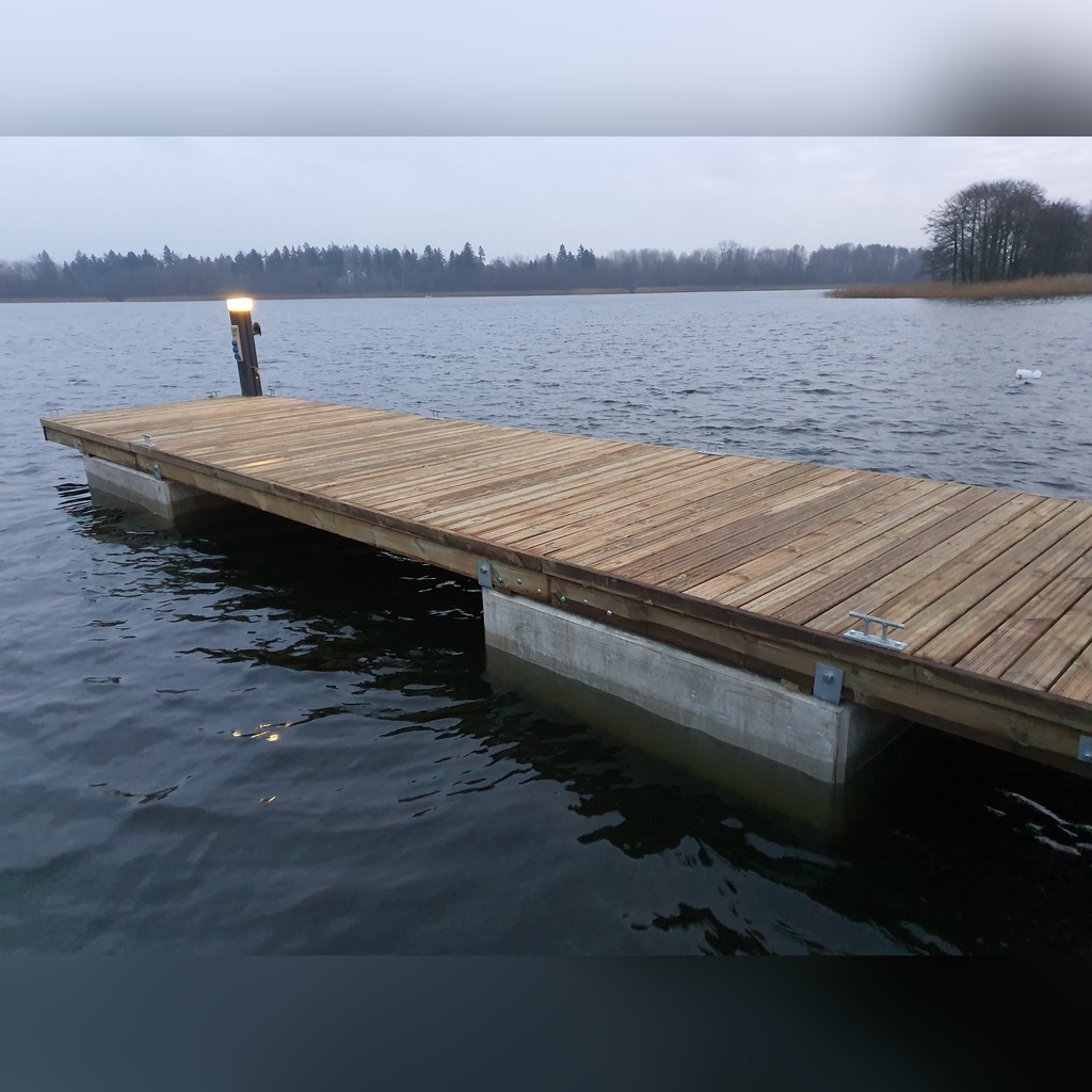 POMOST PŁYWAJĄCY na pływakach siatkobetonowych