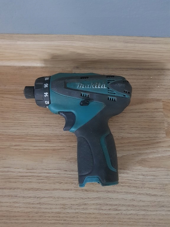 Wkrętarka Makita DF030D 10.8v Zakrętarka