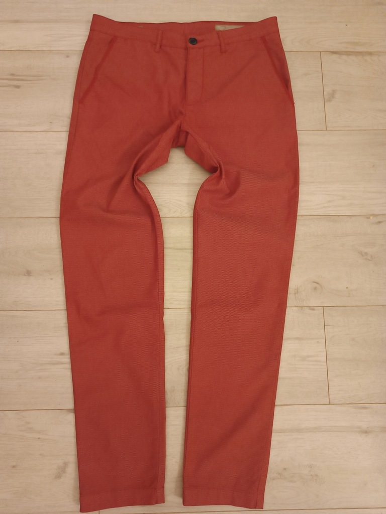 Rodrigo 32/32 eleganckie czerwone spodnie