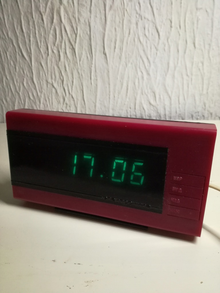 Radziecki zegar-budzik ELEKTRONIKA