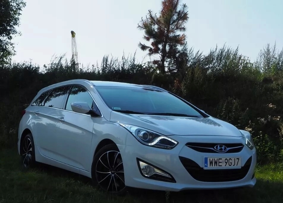 Купить Hyundai i40 FIFA WORLD CUP EDITION: отзывы, фото, характеристики в интерне-магазине Aredi.ru