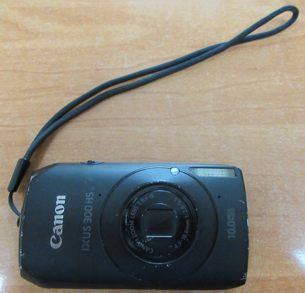 Canon Ixus 300HS - uszkodzony