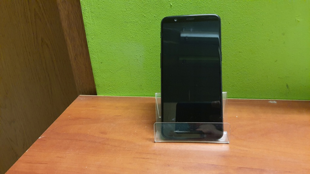 OnePlus 5T 6 GB / 64 GB Black !!! GWR !!!