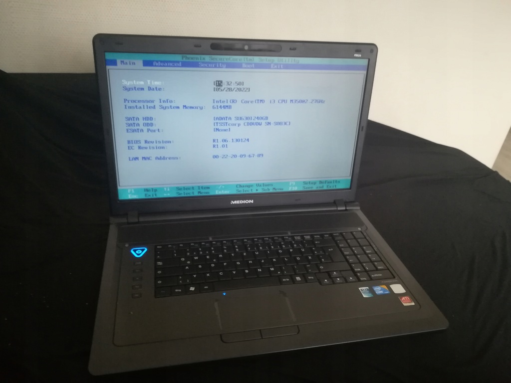 Laptop Medion Akoya I3 6GB 240SSD Win10