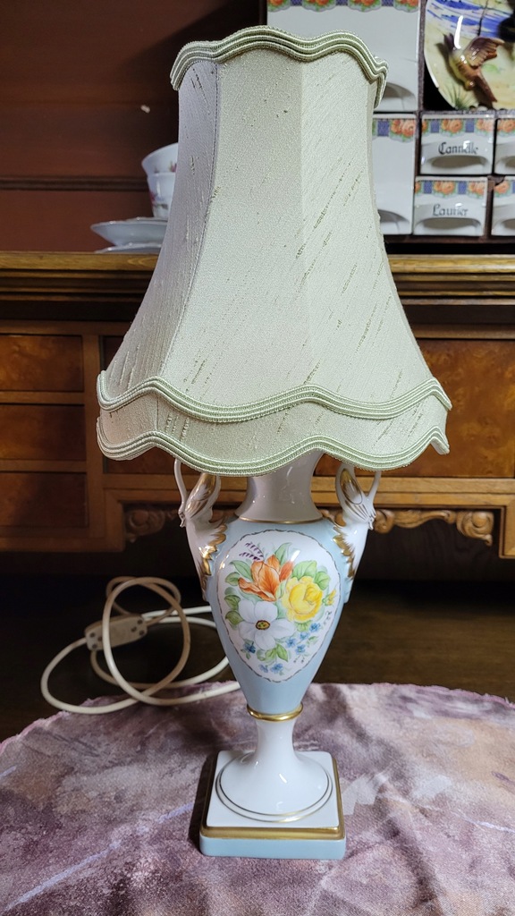 Piękna lampa Kaiser