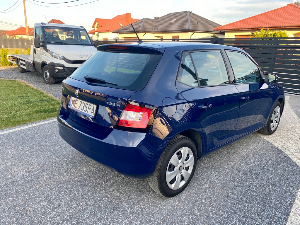 Купить ШОУРУМ PL FABIA PETROL 5D КОНДИЦИОНЕР СЕНСОРНЫЙ ASO #ДОСТАВКА: отзывы, фото, характеристики в интерне-магазине Aredi.ru