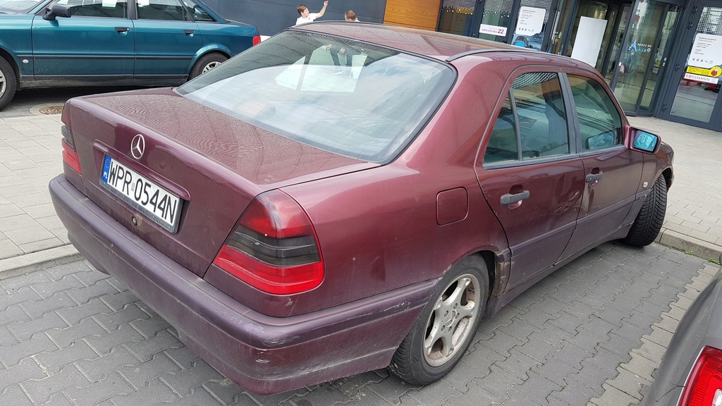 Mercedes W202 C180 Esprit 8116760542 oficjalne