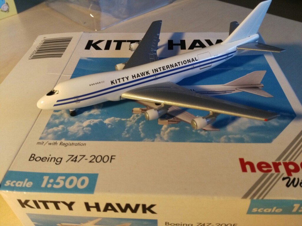 Купить Модель самолета Boeing 747 Kitty Hawk 1-500 Herpa: отзывы, фото, характеристики в интерне-магазине Aredi.ru