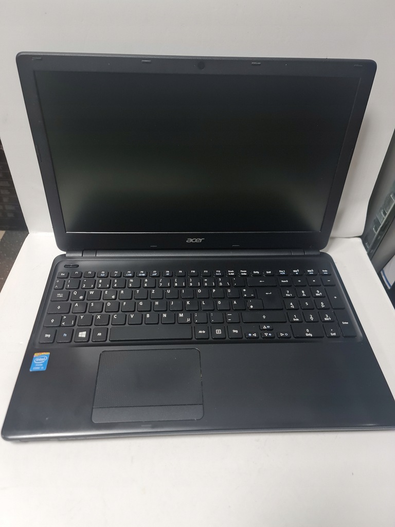 Laptop Acer E1-572G