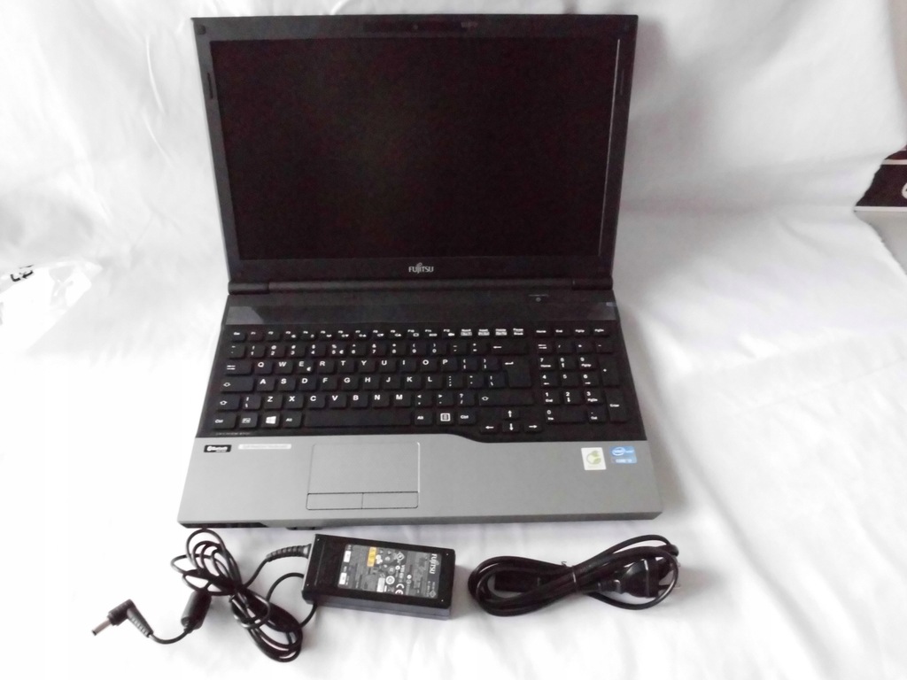 Fujitsu Lifebook A532 15,6" Intel Core i3