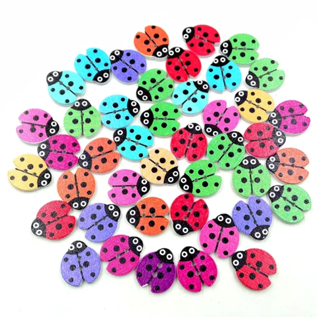 100pcs/Pack Ladybird Beetle Buttons Wooden Buttons