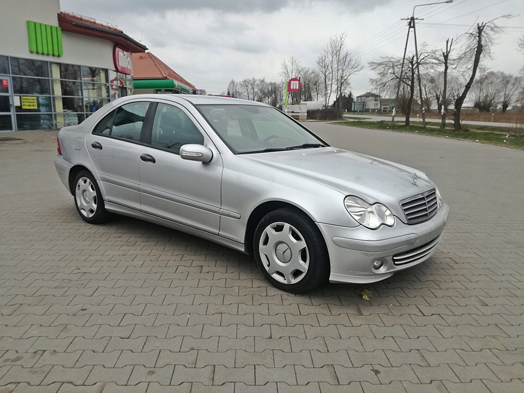 Купить Mercedes Sedan 2.2 CDI АКПП оригинал, без ржавчины: отзывы, фото, характеристики в интерне-магазине Aredi.ru