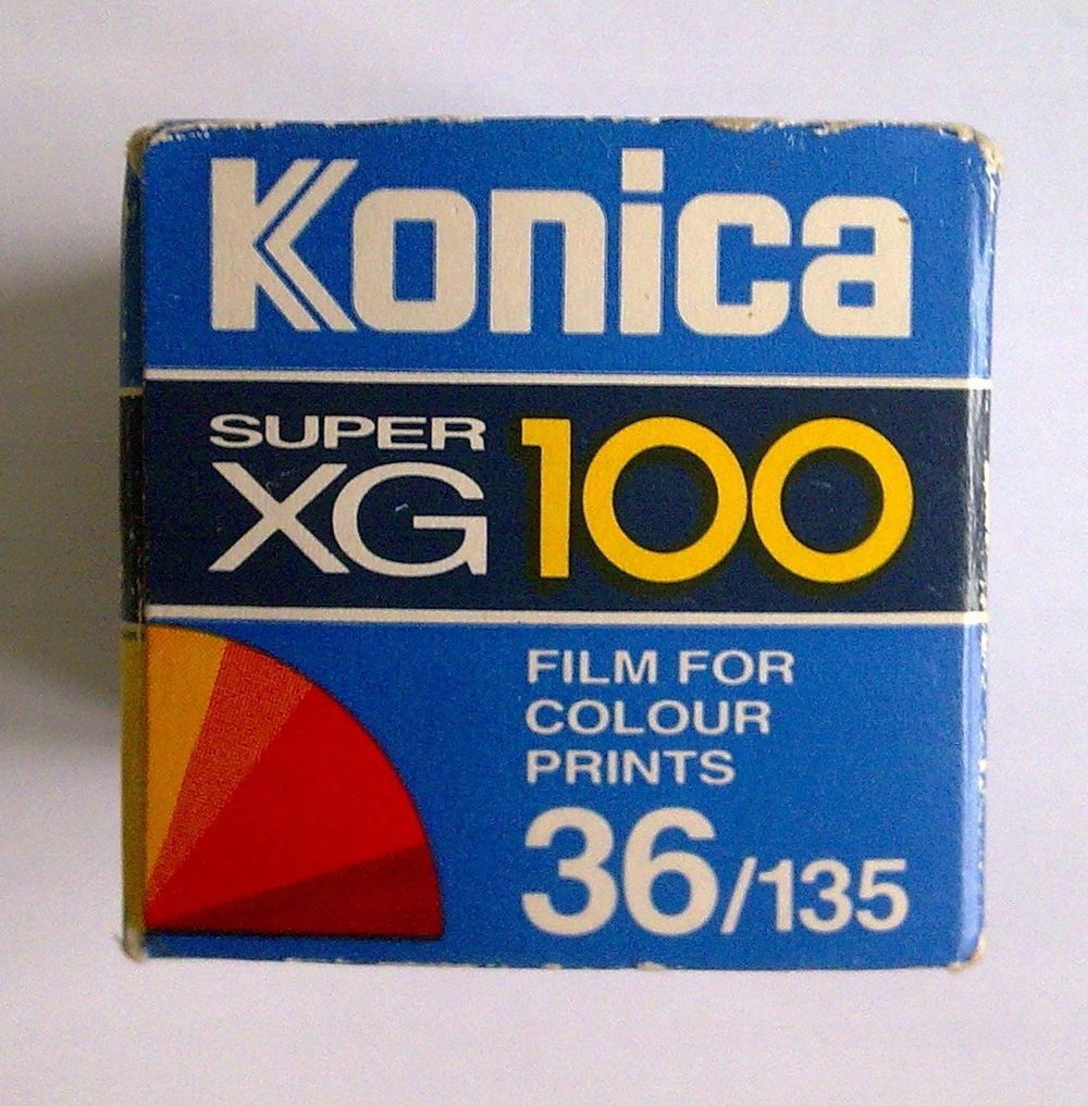 Konica Super XG 100 36/135 120 anniversary 24 x 36