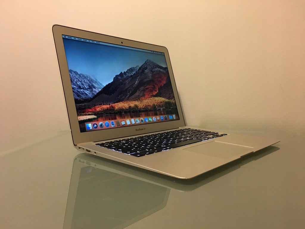 Apple MacBook Air 13" 256 SSD i5 2x1,8GHz
