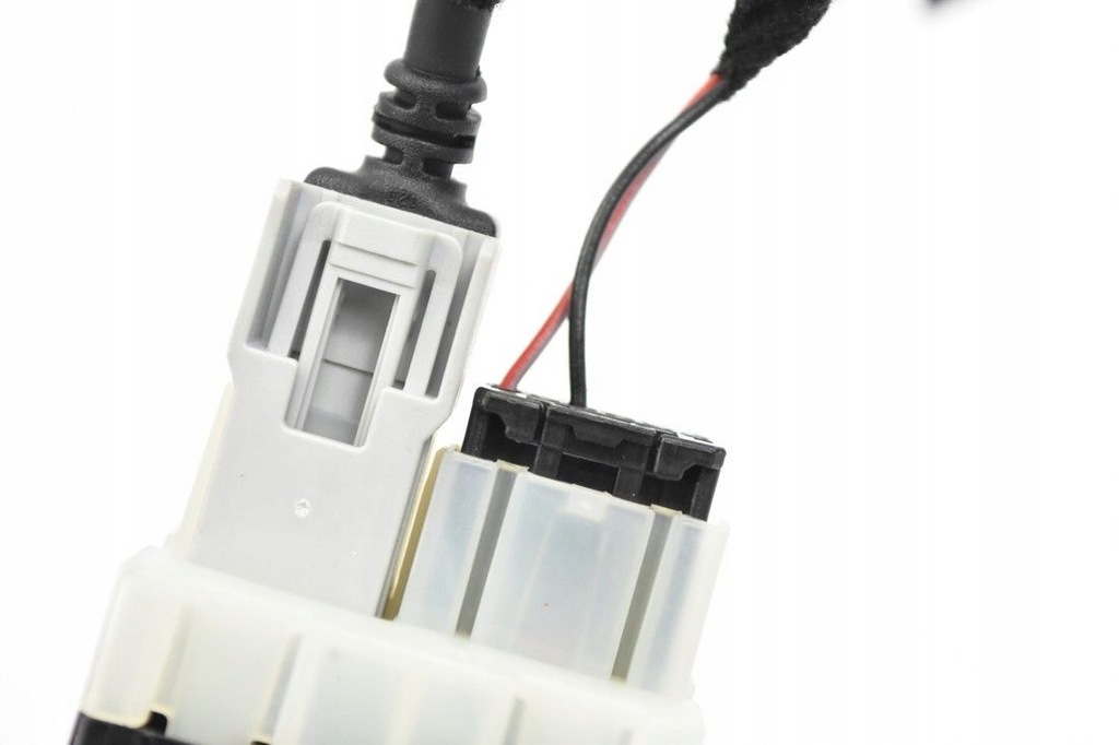Prise USB connecteur chargeur Opel Chevrolet original OEM 13596807