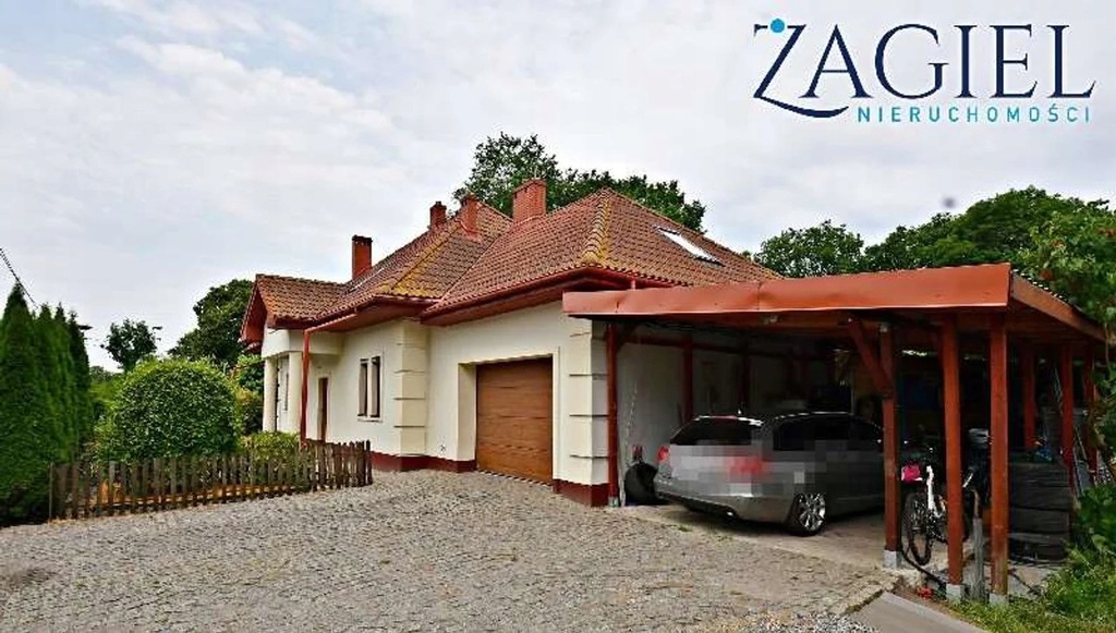 Dom, Tanowo, Police (gm.), Policki (pow.), 188 m²
