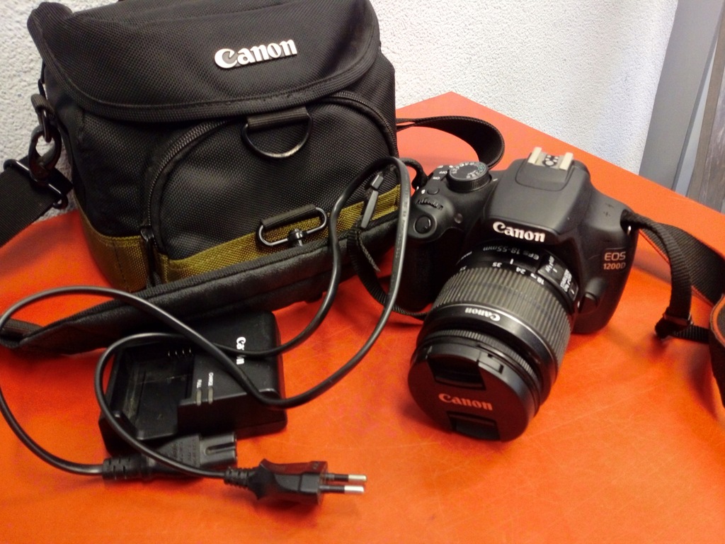 Canon EOS 1200D 18-55 IS korpus + obiektyw