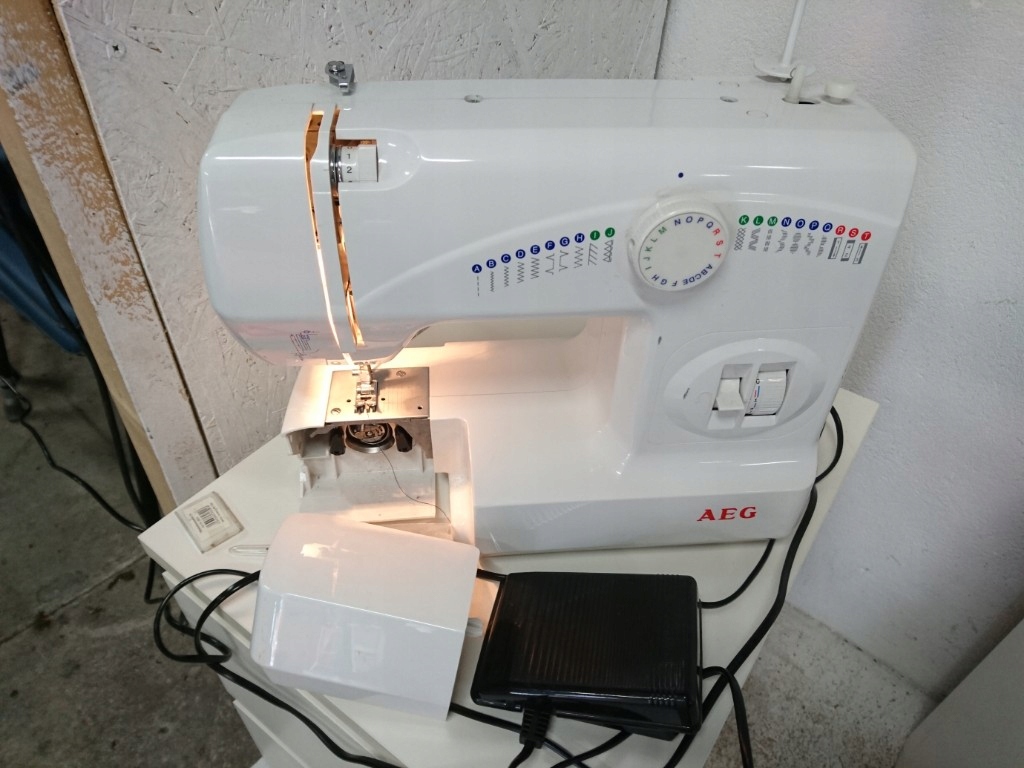 Maszyna do szycia Aeg 11210