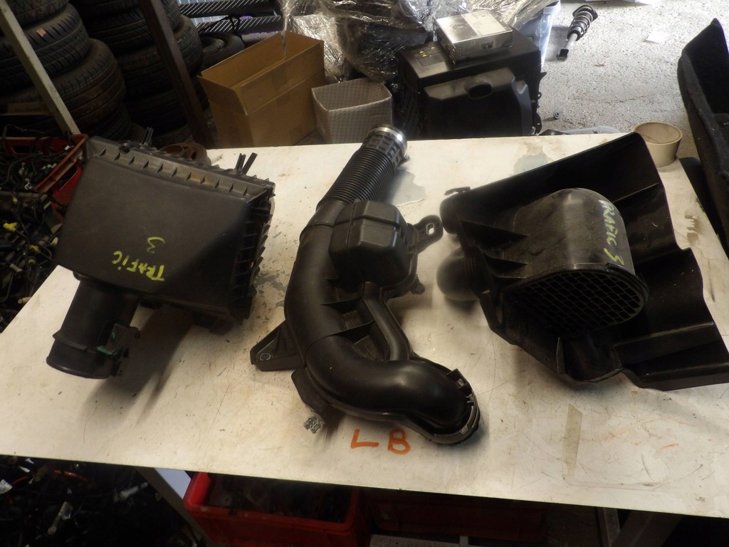 OBUDOWA FILTRA POWIETRZA RENAULT TRAFIC III 165009078R