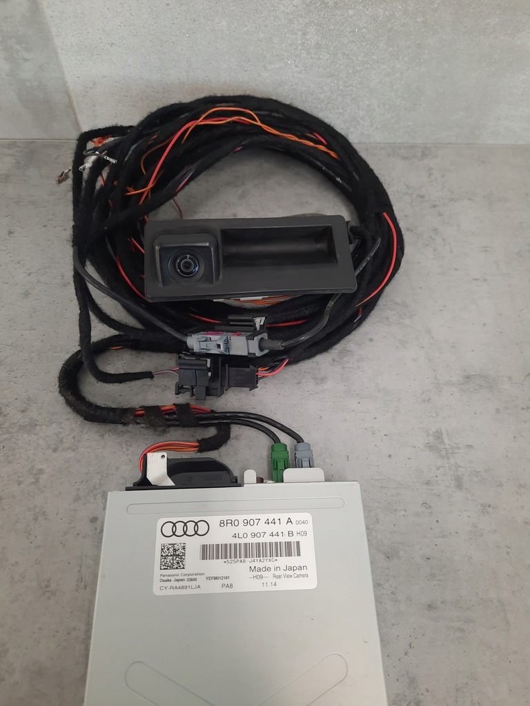 Audi A4 A5 Q5 kamera cofania komplet 8r0907441A
