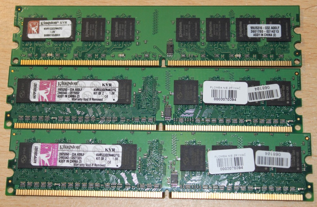 Zestaw Pamięci DDR2 2 x 533MHz 1G + 1 x 533MHz 2G