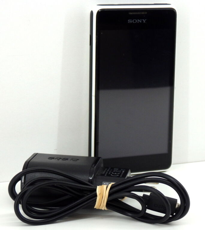 TELEFON SONY D2005