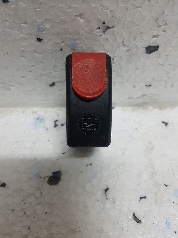 PRZEŁĄCZNIK KLAWISZ WŁĄCZNIK ADR DAF 105 XF 85 CF