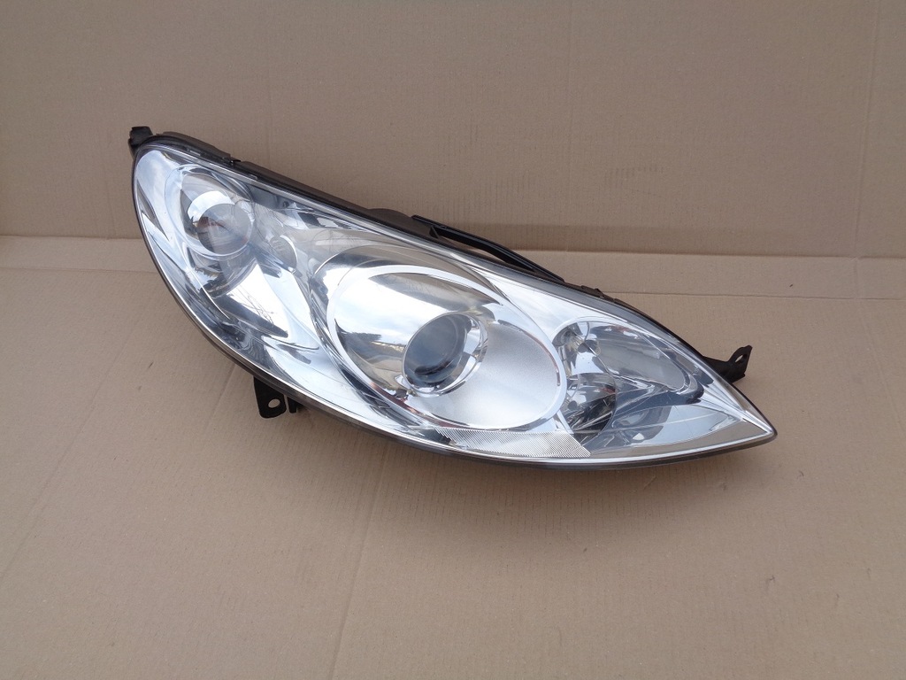 Peugeot 407 Lampa Przednia Reflektor Xenon PLubL