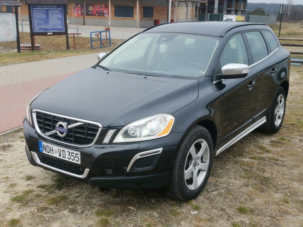 Купить Volvo xc60 R дизайн Безаварийная кожа СЕРВИС: отзывы, фото, характеристики в интерне-магазине Aredi.ru