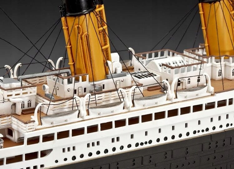 Купить Комплект модели Revell RMS Titanic 100TH: отзывы, фото, характеристики в интерне-магазине Aredi.ru