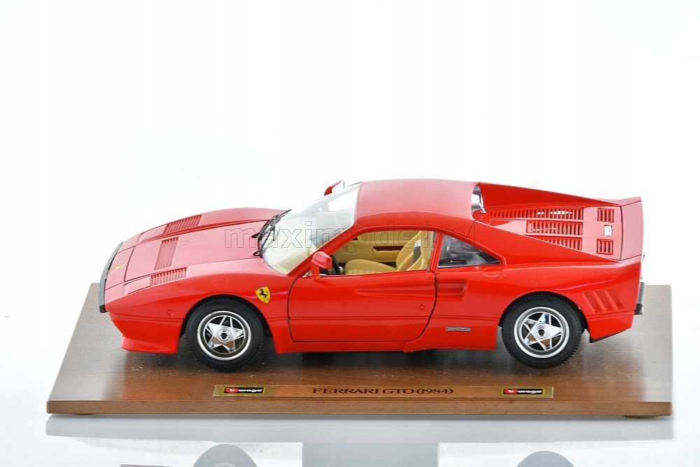 ミニカー burago Ferrari GTO (1984) 1/18 FERRARI GTO 1984 1/18 Bburago 3527 - 11372267925 - oficjalne