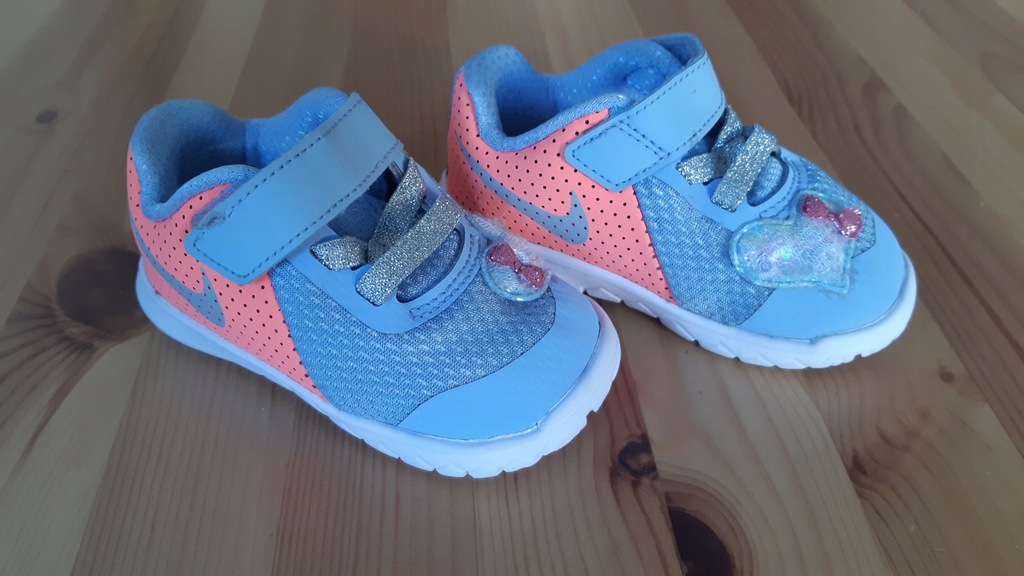 Buty niemowlęce Nike rozm. 19,5 (10 cm)