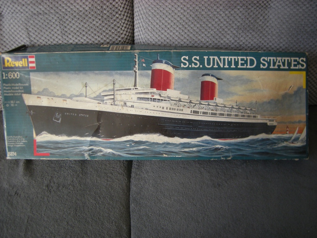 1:600 REVELL S.S.UNITED STATES