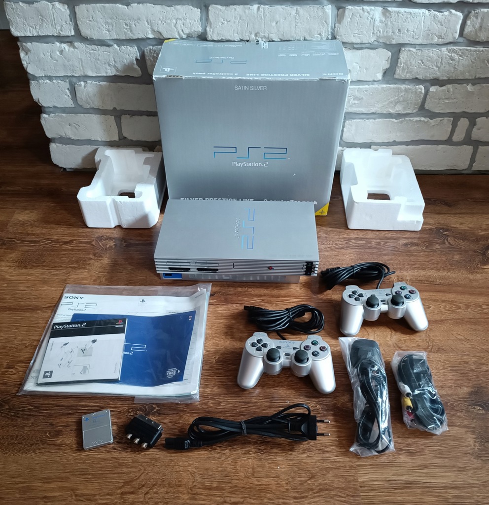 Konsola PS2 pudełko kompletna PlayStation 2 SILVER