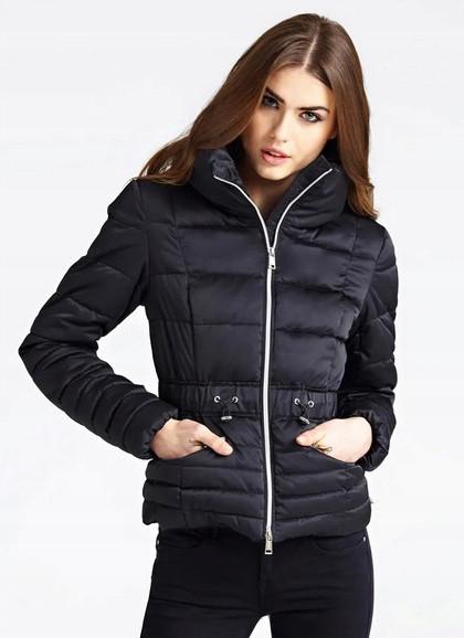 Куртки калининград. Шоу рум куртки женские. Куртка мембранная женская зимняя didriksons. Gate 31 куртка калининград. Куртка с разными карманами.