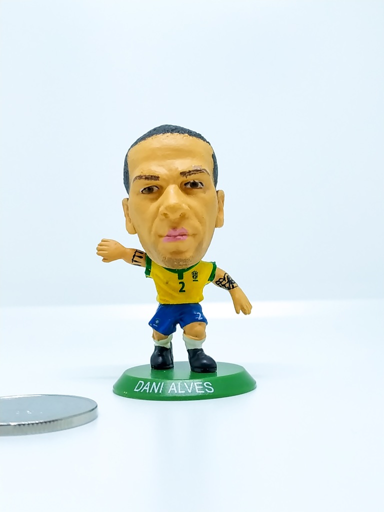 Figurka piłkarza Dani Alves Brazylia SoccerStarz