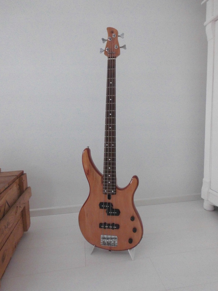 Gitara basowa Yamaha Yamaha TRBX 174 EW NT