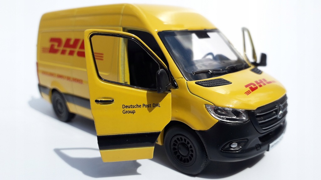 Mercedes Sprinter DHL Metalowy KiNSMART 1:48