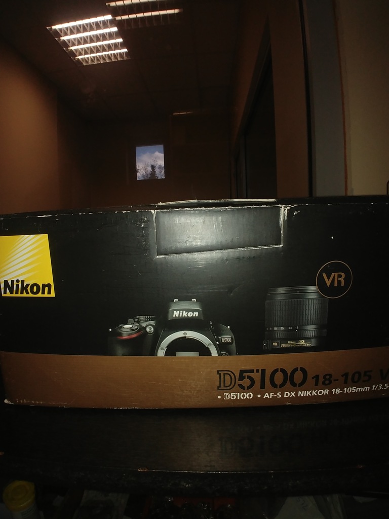 Lustrzanka Nikon D5100 korpus + obiektyw 18-105