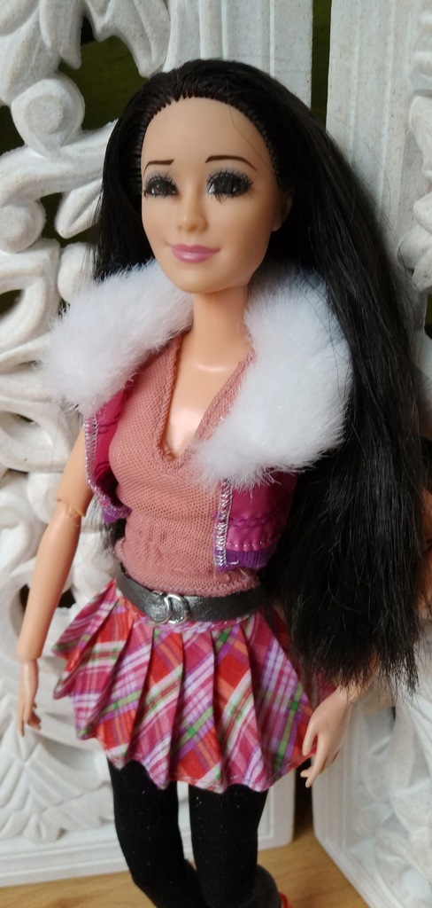 Lalka Barbie Raquelle