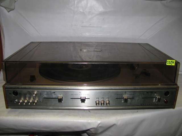 GRAMOFON UNIVERSUM FV5539 - NR D391