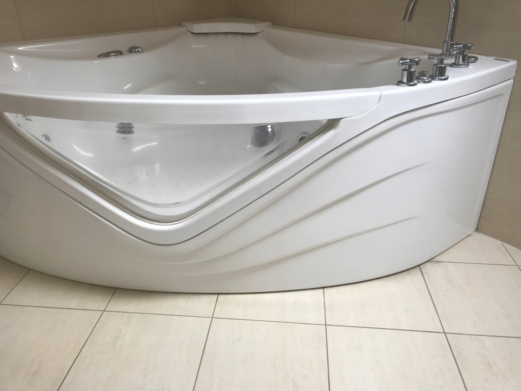 Jacuzzi PoolSpa wanna z hydromasażem