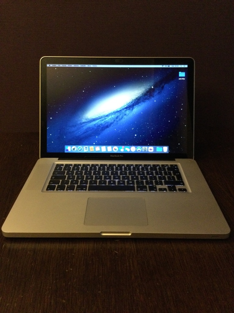 Apple MacBook Pro a1286 15” Late 2011 + Magic Mouse