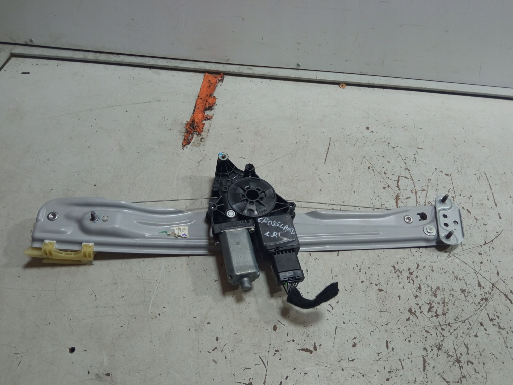 OPEL CROSSLAND PODNOŚNIK SZYBY LEWY PRZÓD