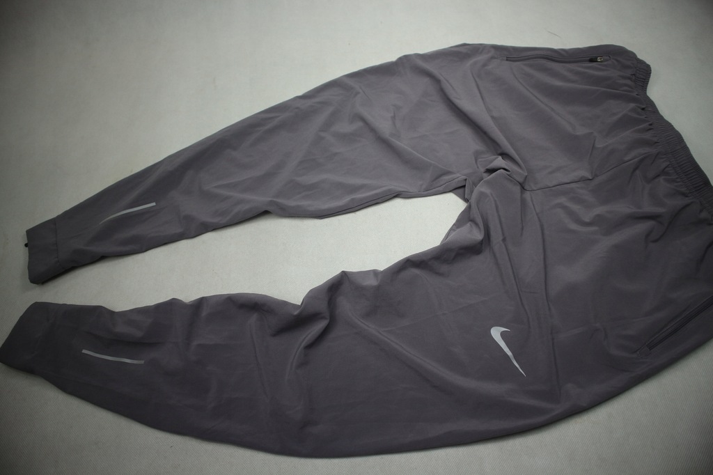 Nike Dri Fit micro spodnie dresowe joggersy L