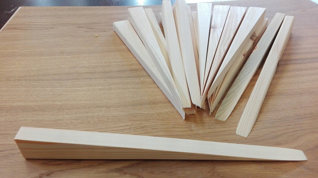 Kliny Montażowe Drewniane długie 300 x 35 x 20 mm